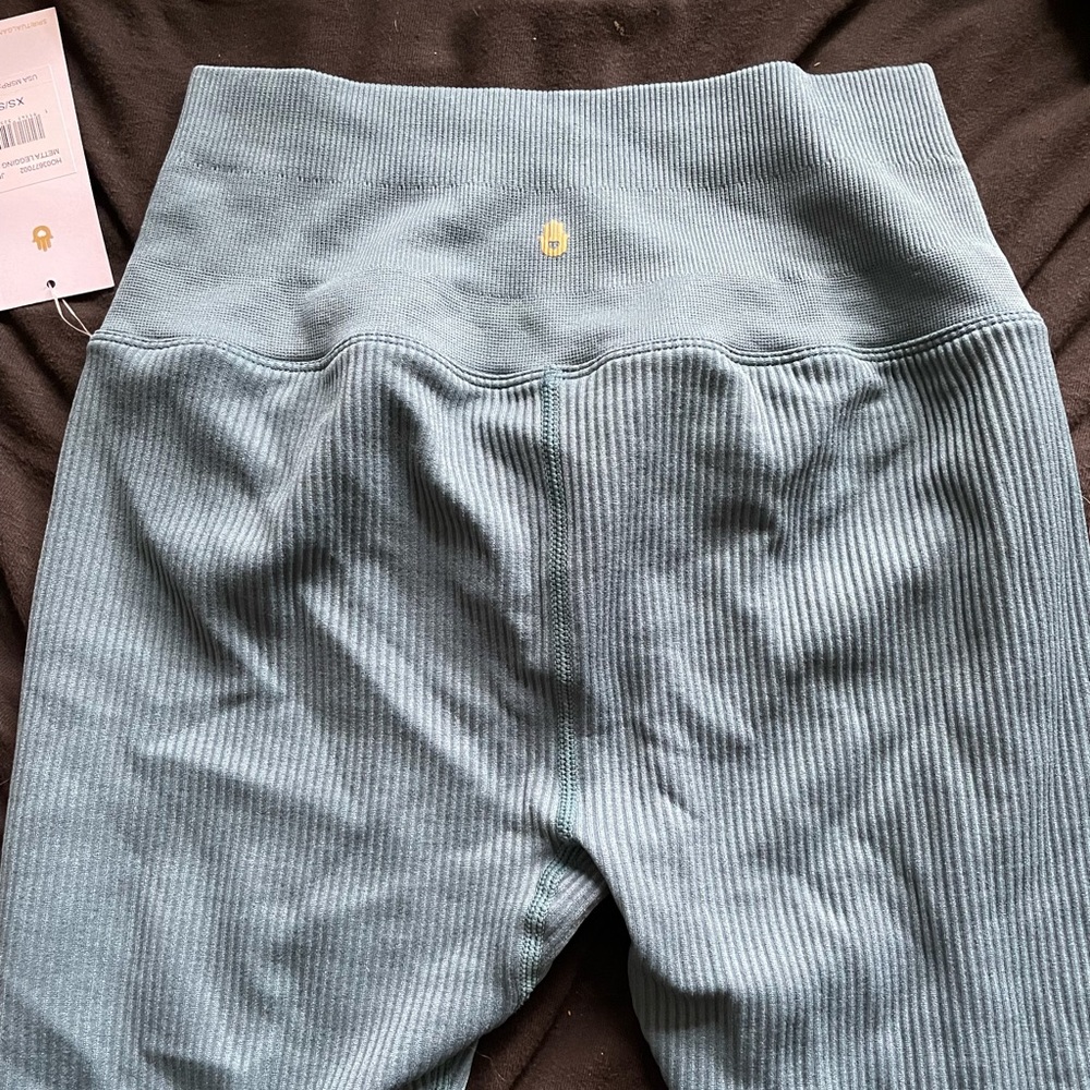 NWT Spiritual Gangster Metta leggings xs/s